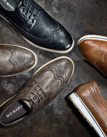 Ornate Wingtip Casual Oxford Shoes