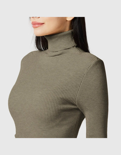 Lightweight Ribbed Turtleneck for Women Slim Fit