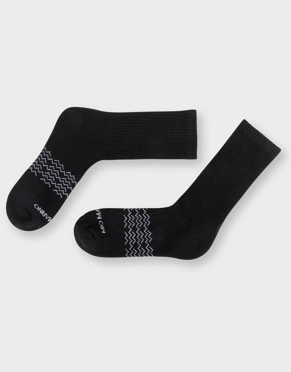 Men's Moisture Control Athletic Crew Socks - 3 pack