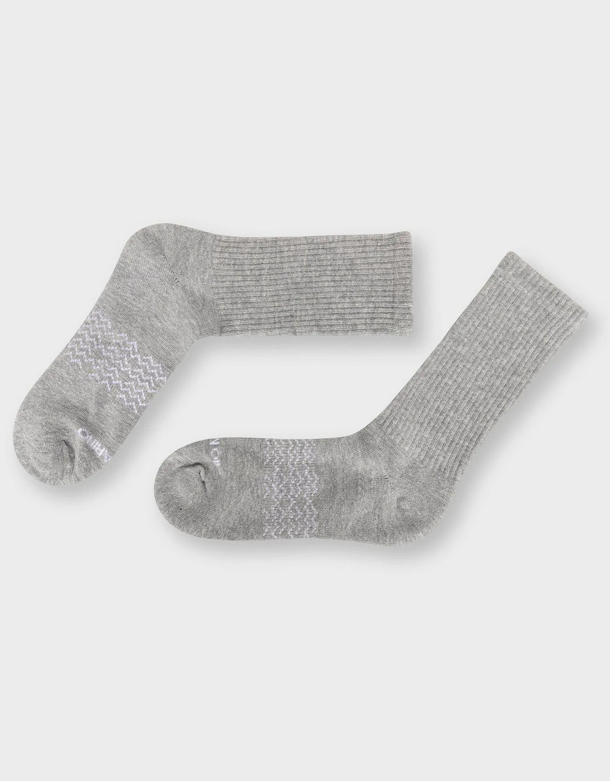Men's Moisture Control Athletic Crew Socks - 3 pack