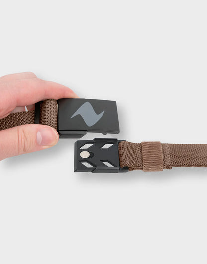 Zilpu Mens Durable Stretch Belt with Magnetic Buckle